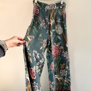 H&M BARCELONA - GB&J BAKER - FLORAL PANTS - size s/4